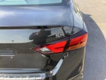 2021 Altima Thumbnail 21