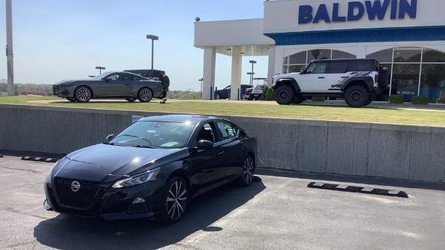 2021 Nissan Altima 2.5 SR