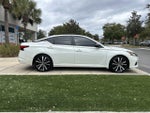 2022 Altima Thumbnail 8