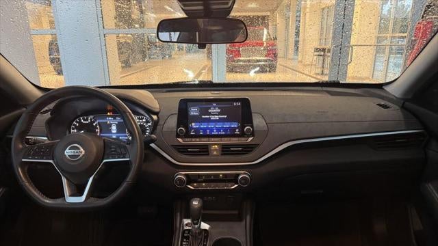 2022 Nissan Altima 2.5 SR