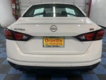 2023 Altima Thumbnail 4