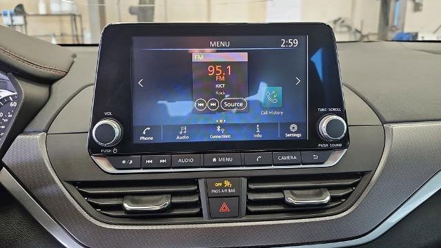2023 Nissan Altima 2.5 SR