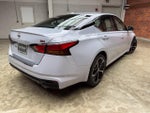 2023 Altima Thumbnail 4