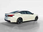 2023 Altima Thumbnail 5