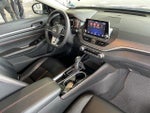 2023 Altima Thumbnail 24