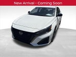 2024 Altima Thumbnail 1