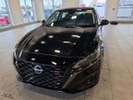 2024 Altima Thumbnail 2