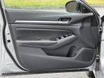 2024 Altima Thumbnail 14