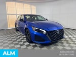 2025 Altima Thumbnail 4