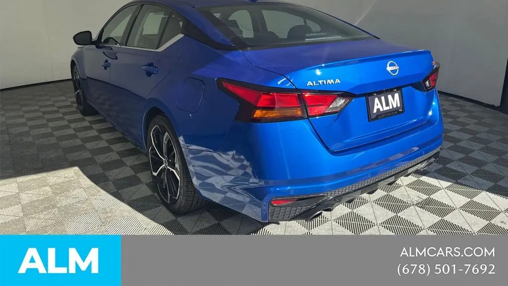 2025 Nissan Altima 2.5 SR