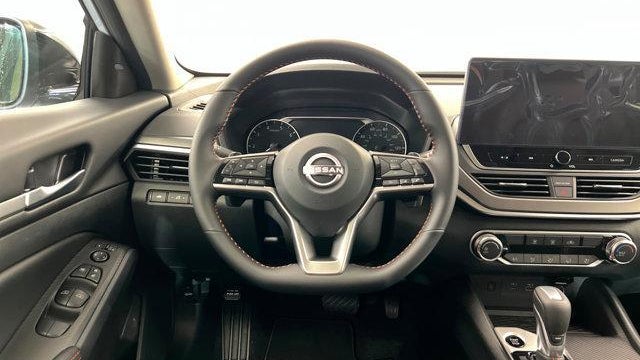 2026 Nissan Altima 2.5 SR
