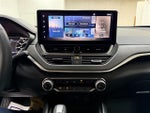 2026 Altima Thumbnail 4
