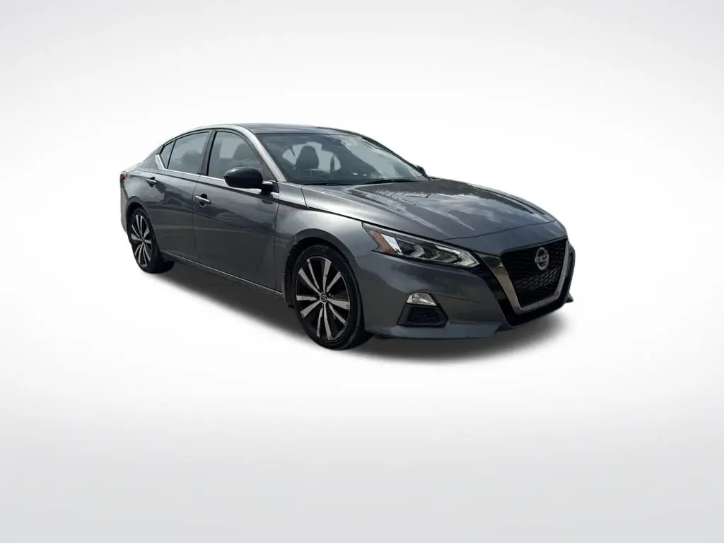 2020 Nissan Altima - $10,497