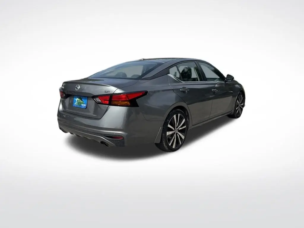 2020 Nissan Altima - $10,497