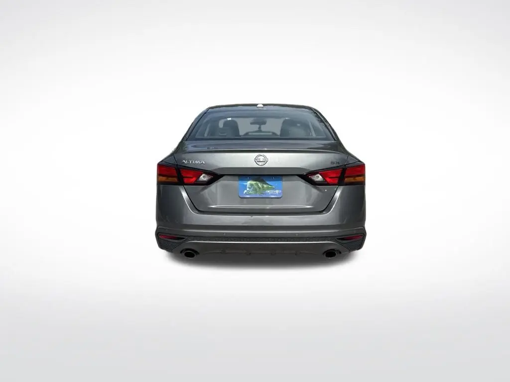 2020 Nissan Altima - $10,497