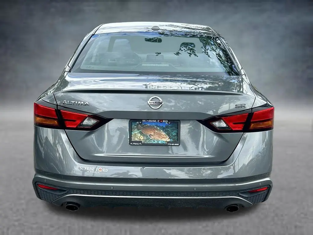 2020 Nissan Altima - $10,497