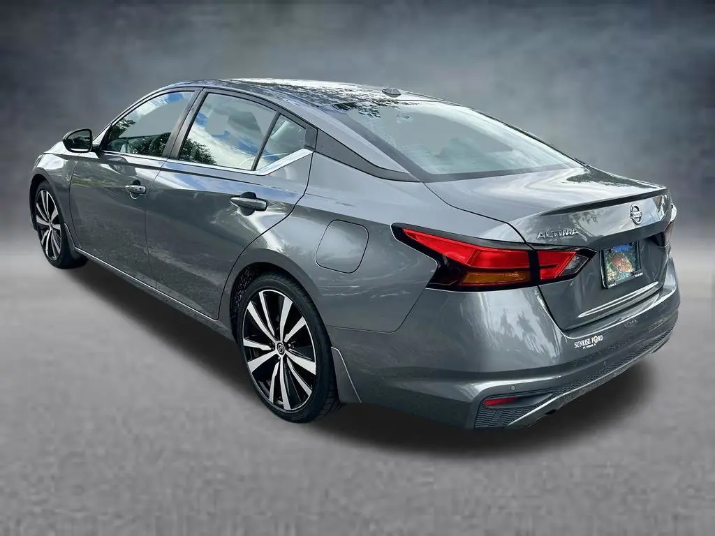 2020 Nissan Altima - $10,497