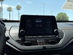2021 Altima Thumbnail 14