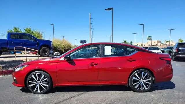 2022 Nissan Altima 2.5 SR