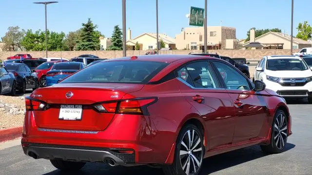 2022 Nissan Altima 2.5 SR