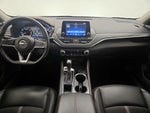 2023 Altima Thumbnail 9