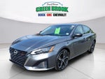 2023 Altima Thumbnail 3
