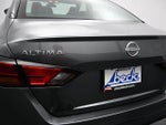 2024 Altima Thumbnail 24