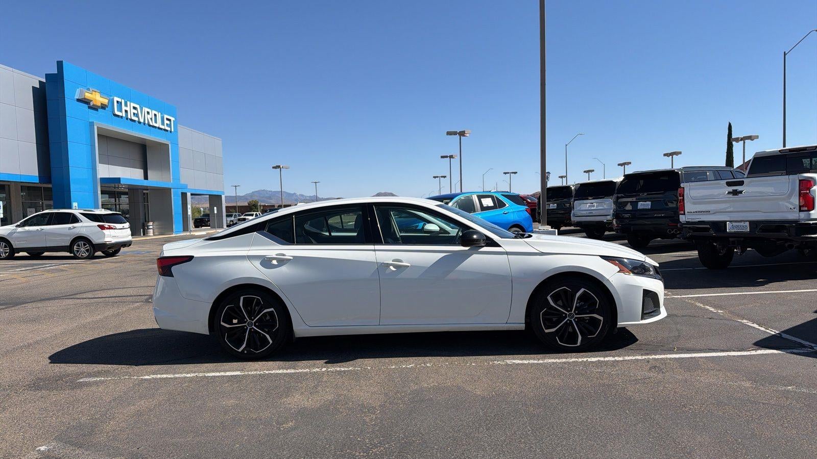 2024 Nissan Altima 2.5 SR