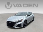 2024 Altima Thumbnail 1