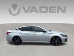 2024 Altima Thumbnail 8