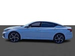 2025 Altima Thumbnail 4