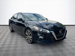 2019 Altima Thumbnail 4