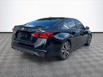 2019 Altima Thumbnail 6