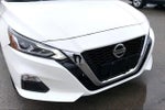 2019 Altima Thumbnail 30