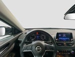 2022 Altima Thumbnail 7