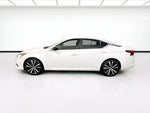 2022 Altima Thumbnail 21