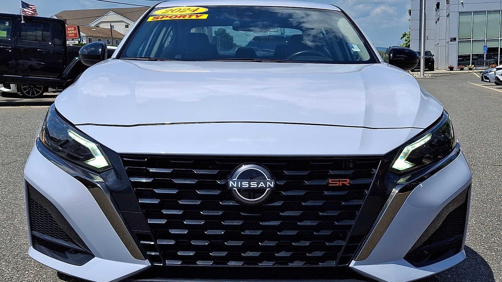 2024 Nissan Altima 2.5 SR