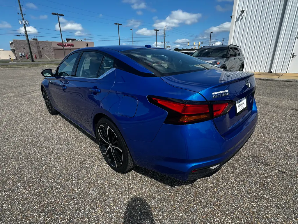 2025 Nissan Altima - $24,985