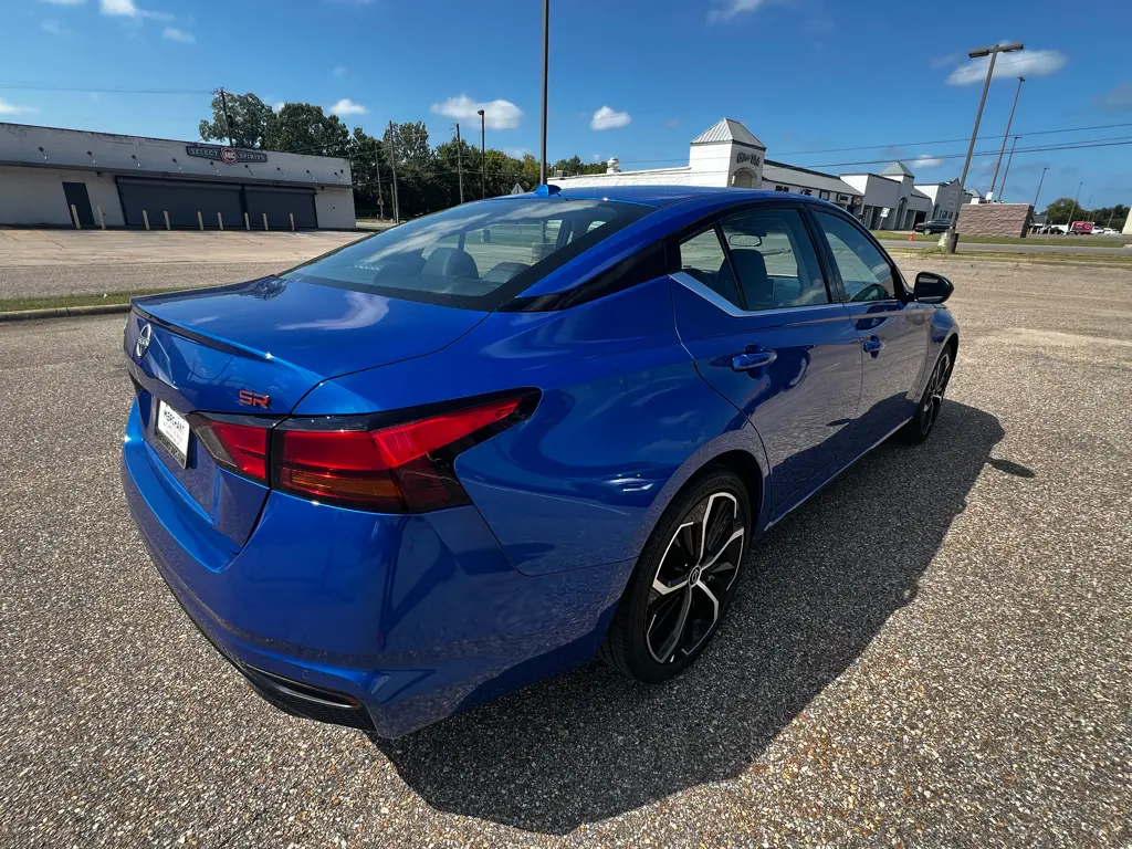2025 Nissan Altima - $24,985