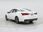 2020 Altima Thumbnail 2