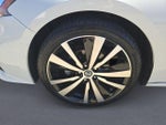 2022 Altima Thumbnail 23