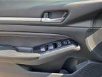 2023 Altima Thumbnail 13
