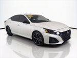 2024 Altima Thumbnail 2