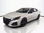 2024 Altima Thumbnail 9