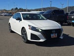 2024 Altima Thumbnail 4