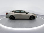 2024 Altima Thumbnail 5