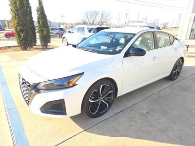 Photo of a 2024 Nissan Altima 2.5 SR 4DR Sedan for sale