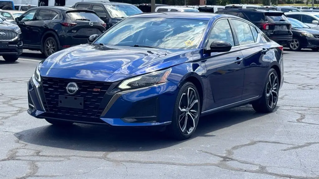 2024 Nissan Altima 2.5 SR