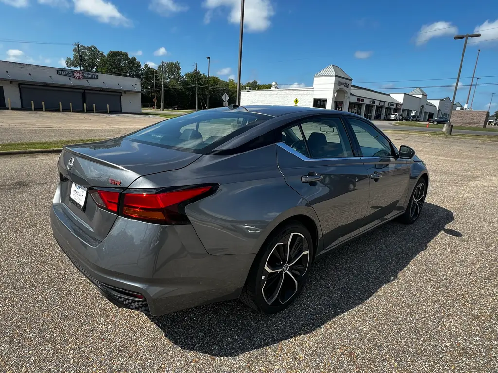 2026 Nissan Altima - $27,985