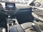 2020 Altima Thumbnail 16